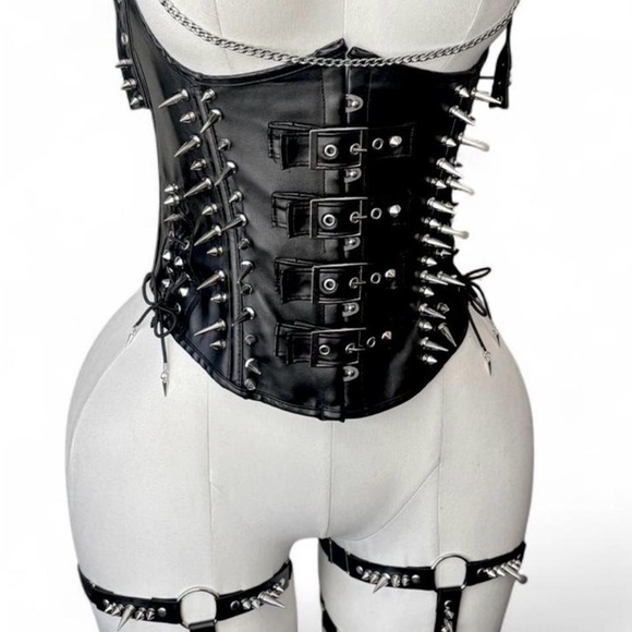 Black Custom Faux Leather Spiked Underbust Corset with Stainless Steel Chains - Picture 3 of 8
